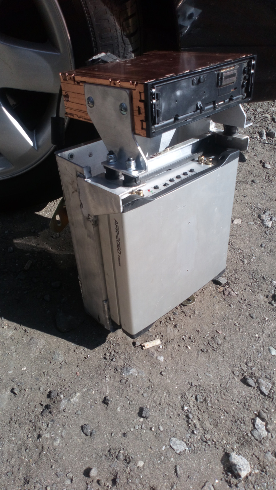 Pioneer DEX P99RS в E39 2