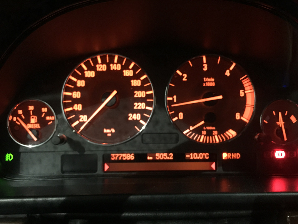 Щиток аля M5 на e39 3.0d 2