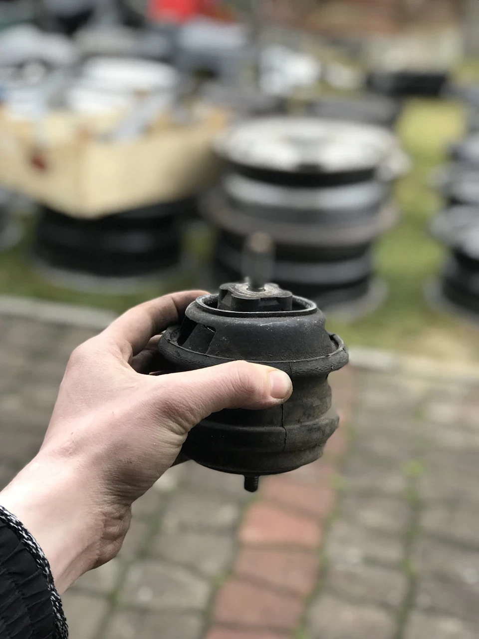 Заміна моторної подушки