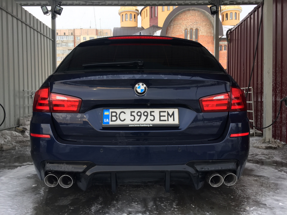 Роздвоєний вихлоп BMW F10/F11 1