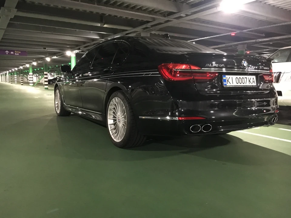 На Alpina B7 # 1