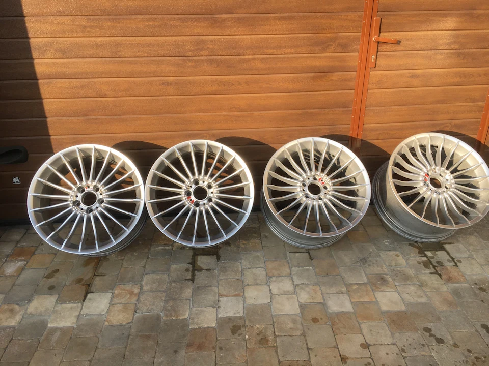 Продам Alpina classic r20