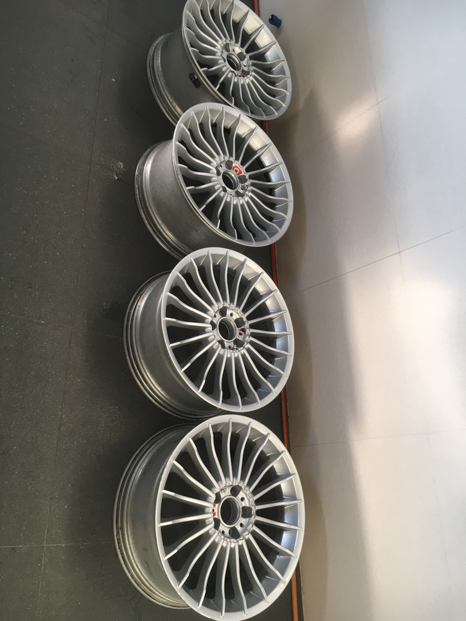 Продам Alpina classic r20 2