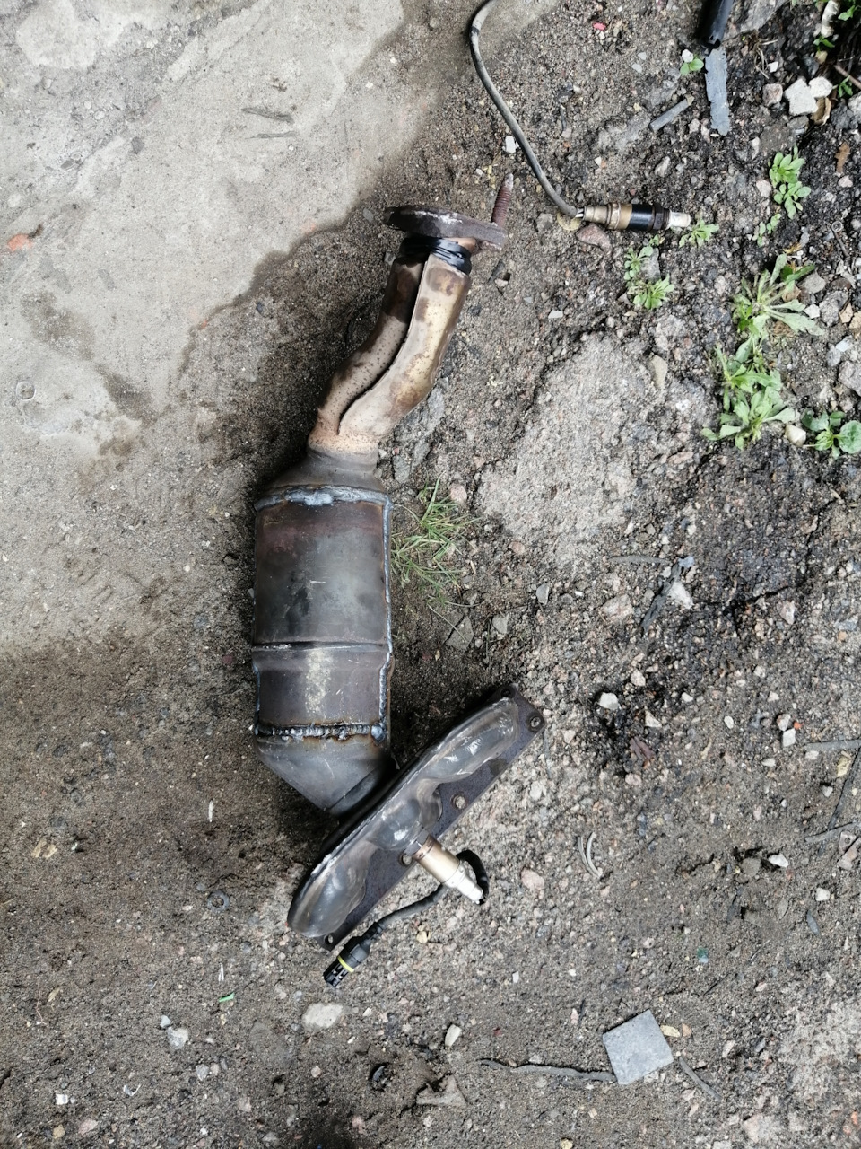 Вирізав каталізатори 4