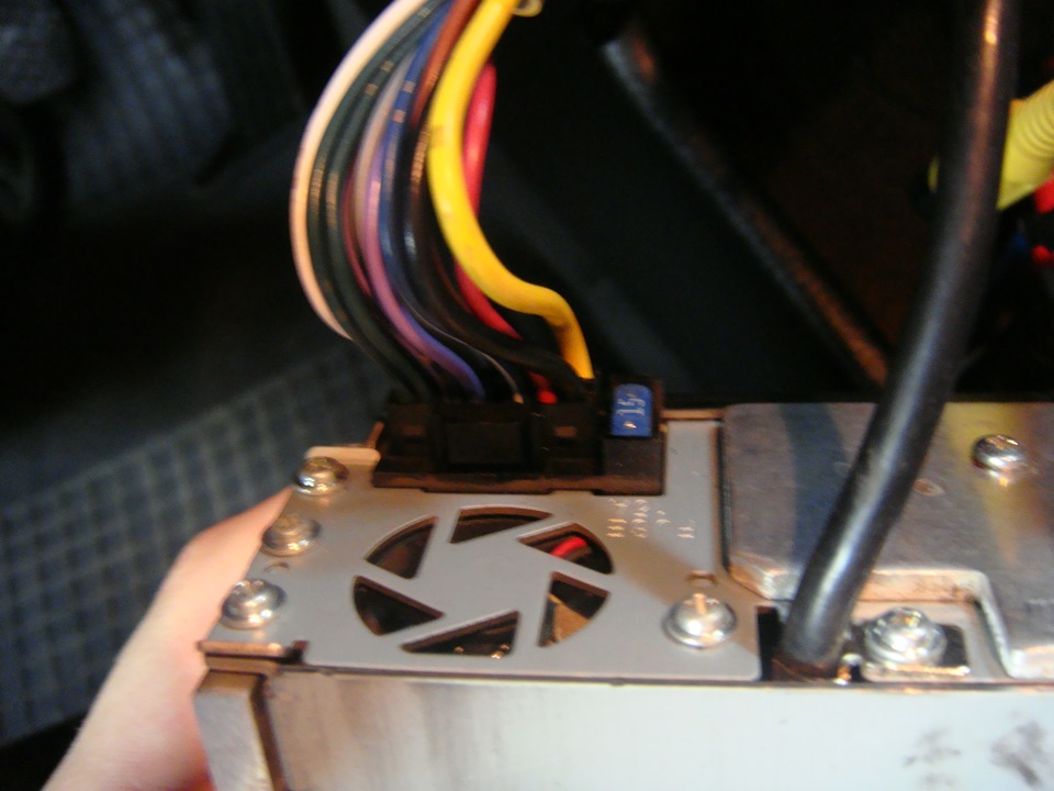 Поставив свій улюблений JVC. 4
