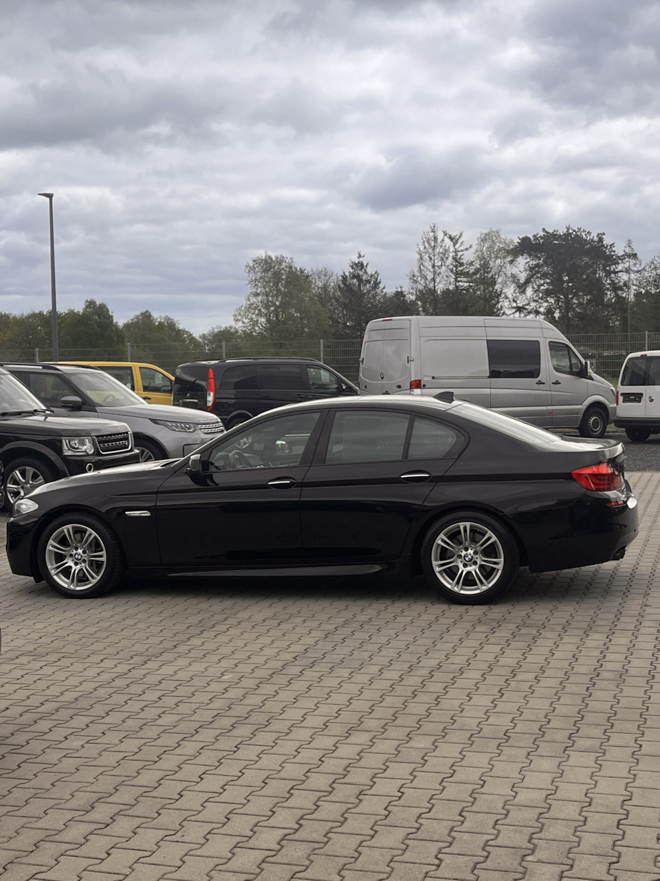 Порівняння f10 525d n47, n57 530d f07 535d автомат / ручка 1