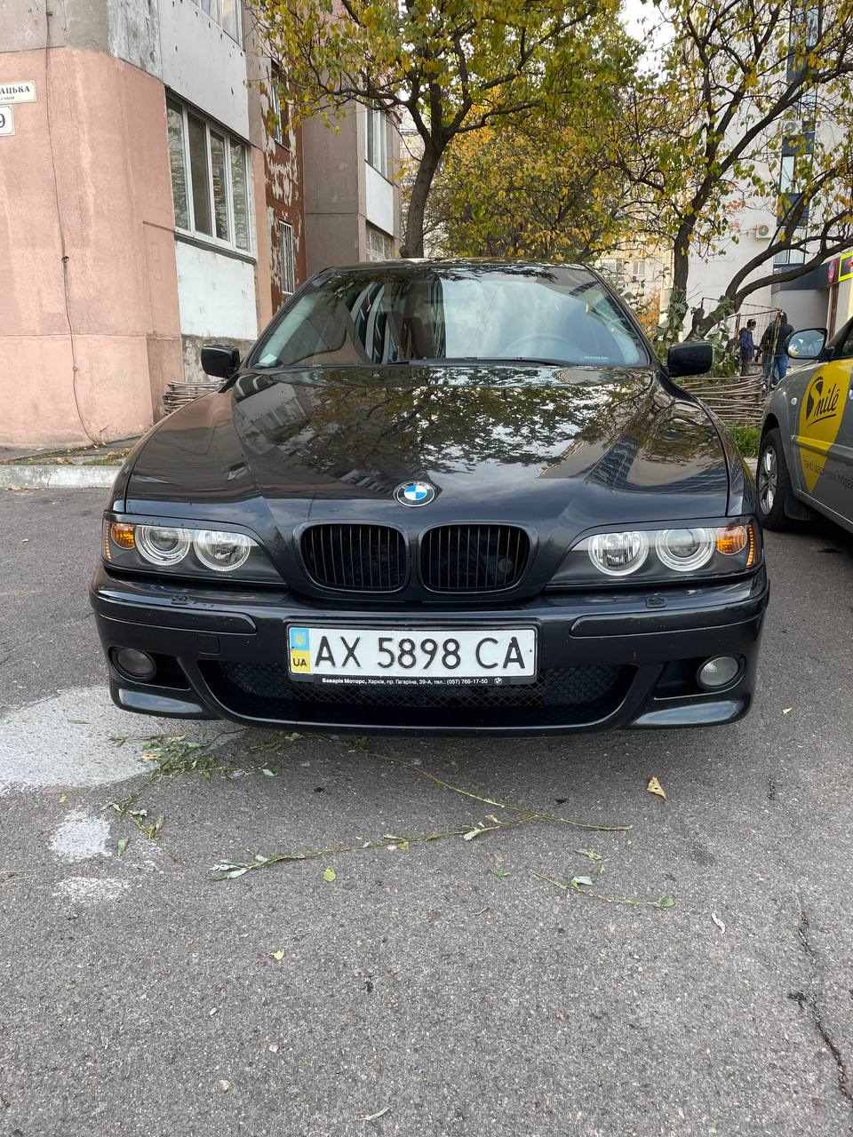 Багато всього під час війни 2