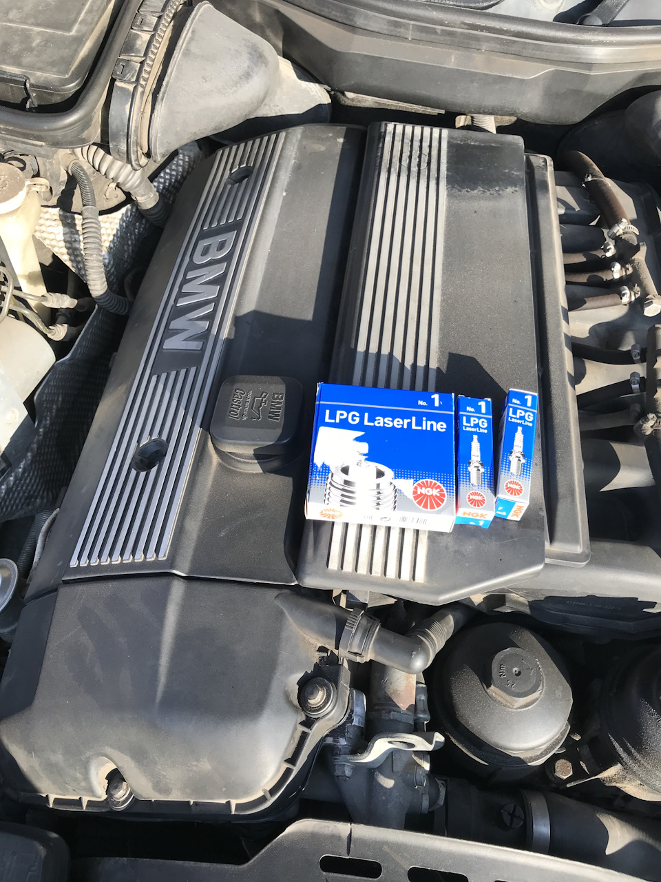 Зміна свічок на NGK LPG 1496 1