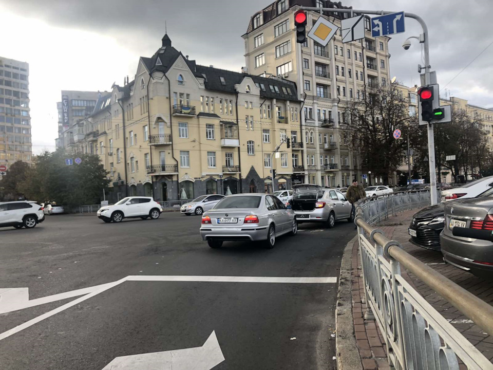Ось і з'явилася причина заміни фар. 3