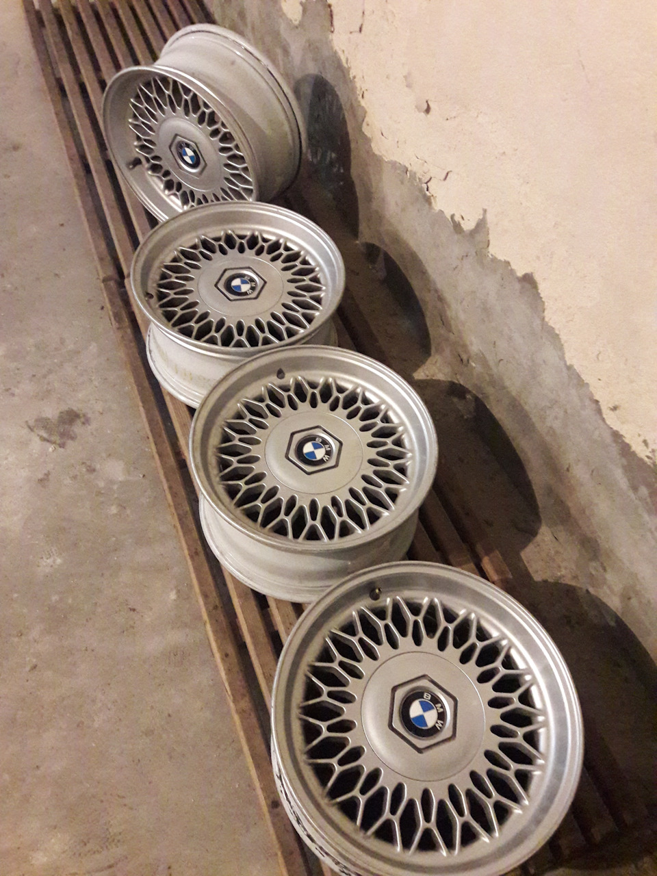 Диски BMW 7 СТИЛЬ r15 (BMW TRX 390x180) 1