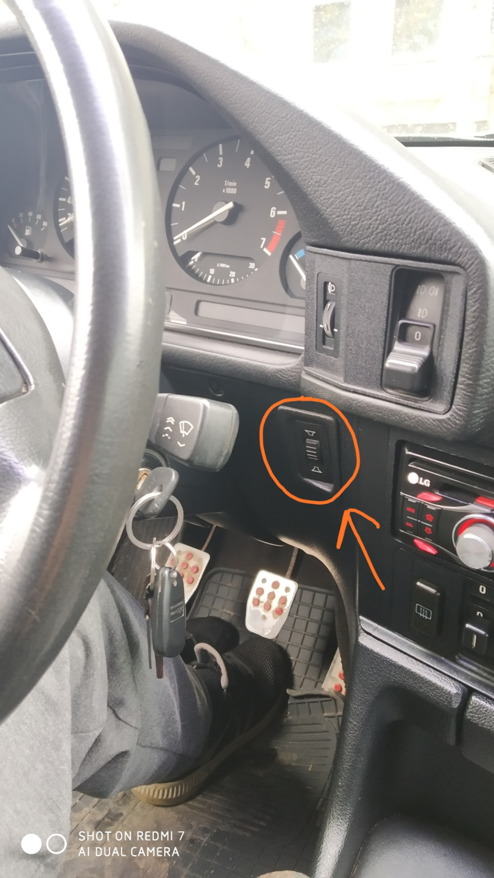 Що це таке? BMW E34 M50 1
