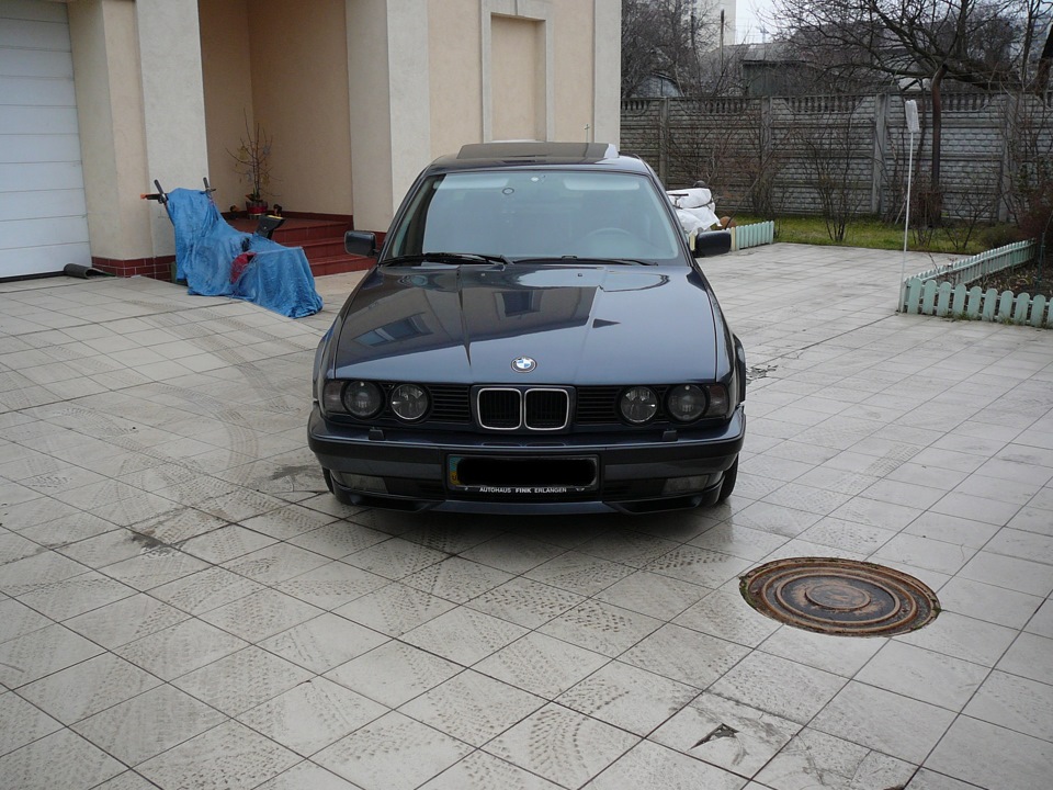 Передня Hella Black 3
