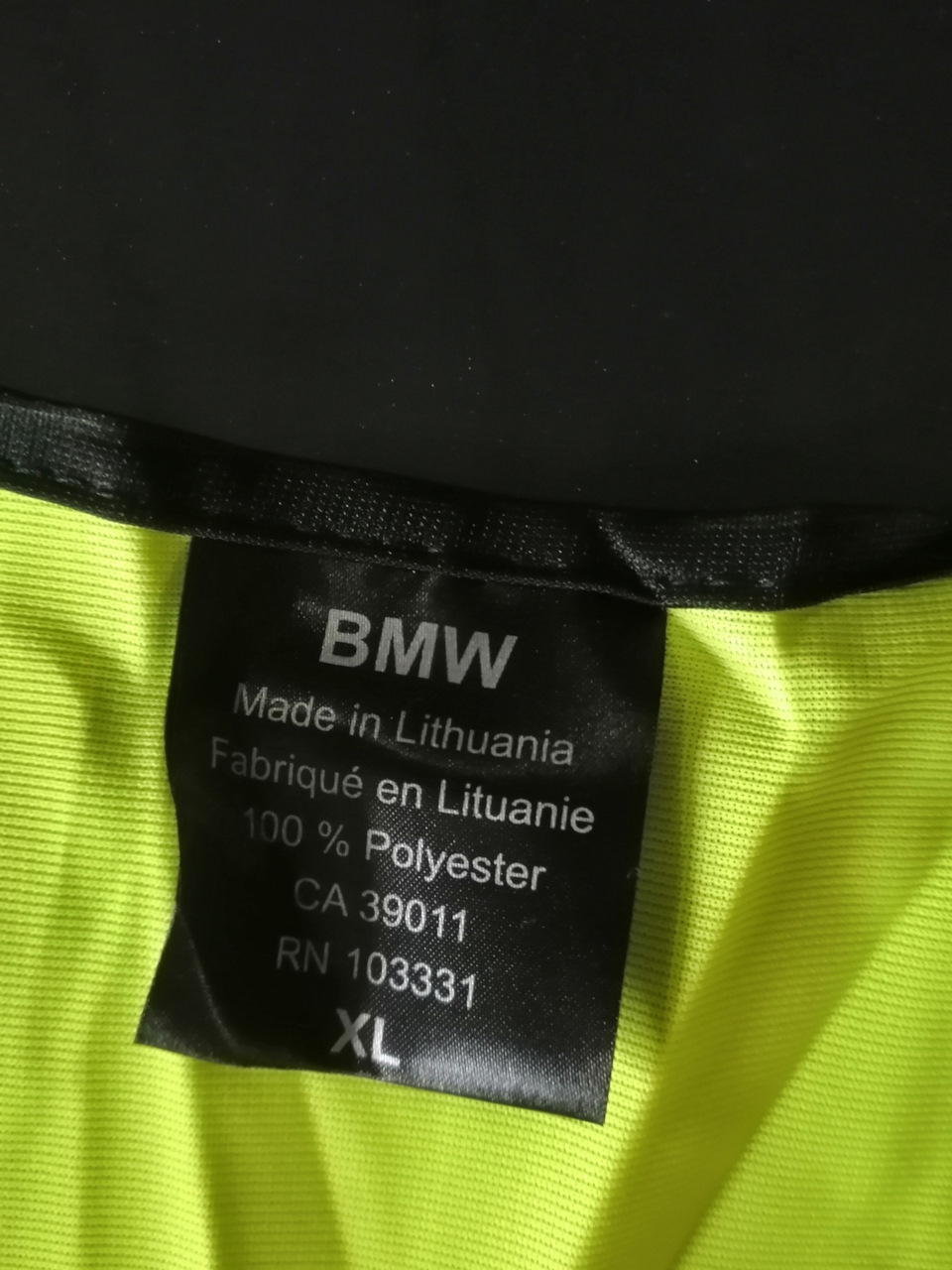 Сигнальний жилет BMW 4