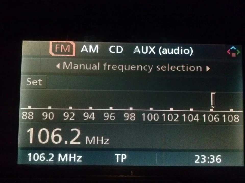 Aux
