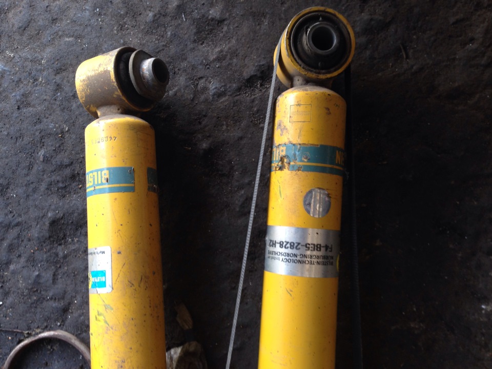 Задні стійки BILSTEIN B6 2