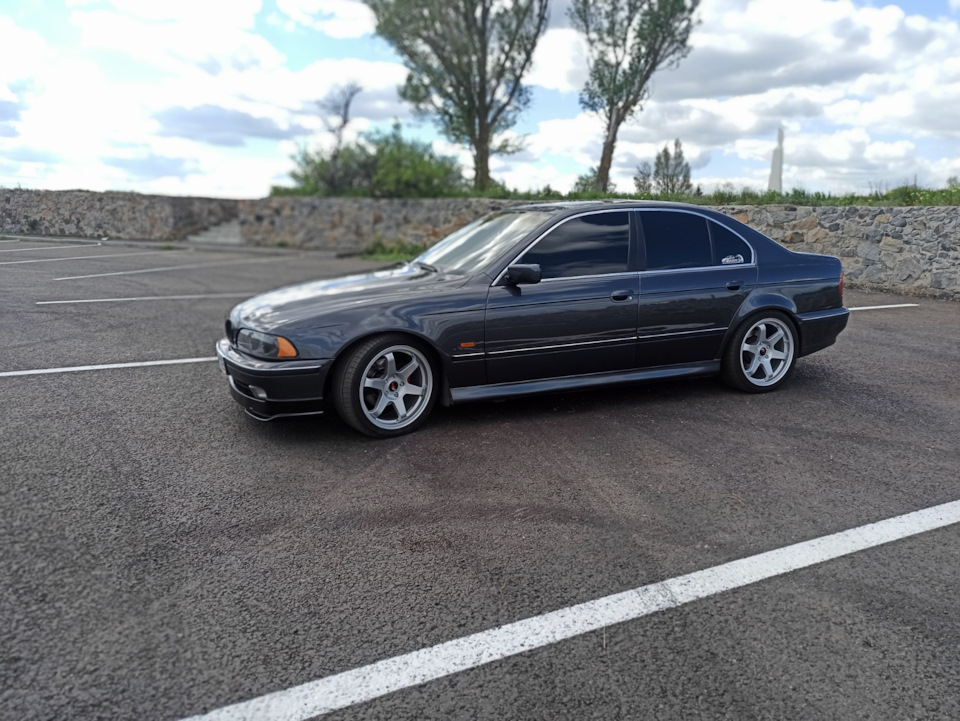 Диски япона мати встановлені на BMW е39 2