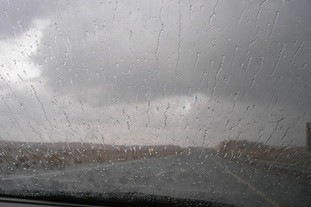 Особливості водіння автомобіля в поганих дорожніх умовах 1