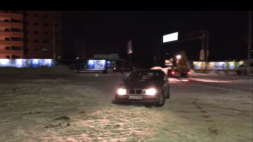 Зимові дріфт покотушки Києвом на BMW Ч.1 1