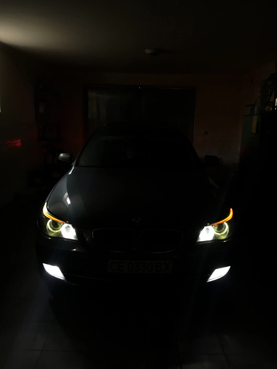 Заміна лампочок ПТФ і вічко на Led.