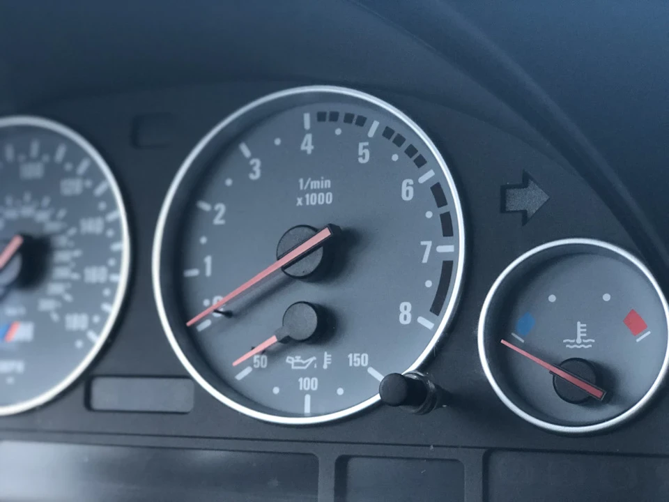 Встановлення М панель приладів Bmw e39
