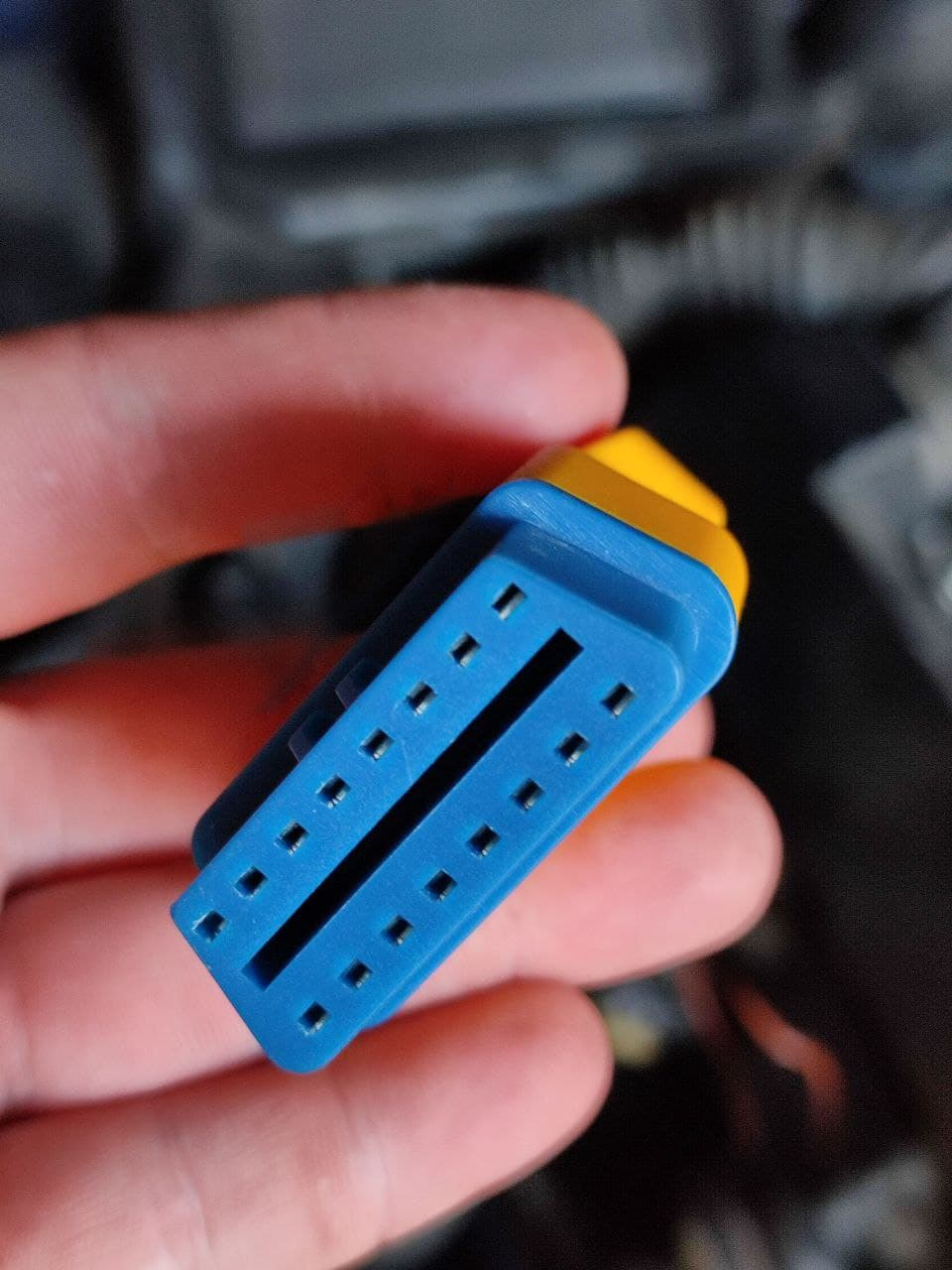Шнурки OBD2 16 - 20 PIN AUTOOL 2