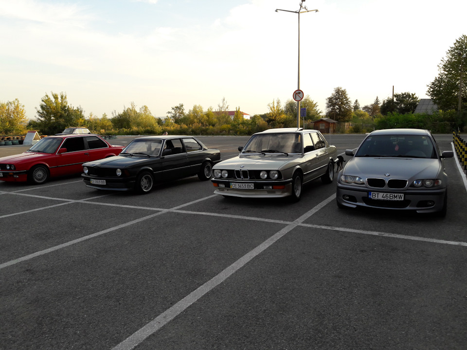 Чернівці його краси та BMW 4