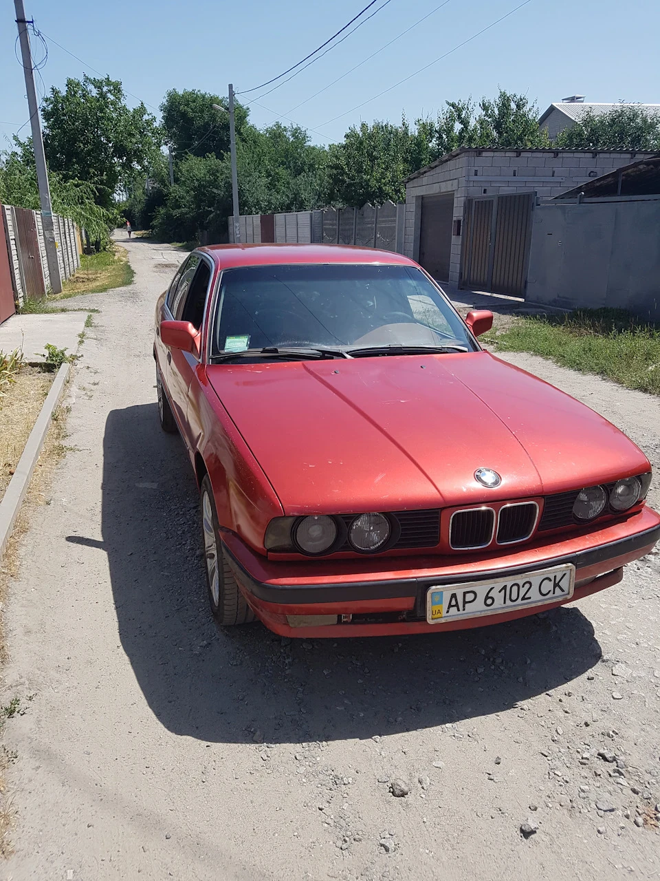 Виїхав