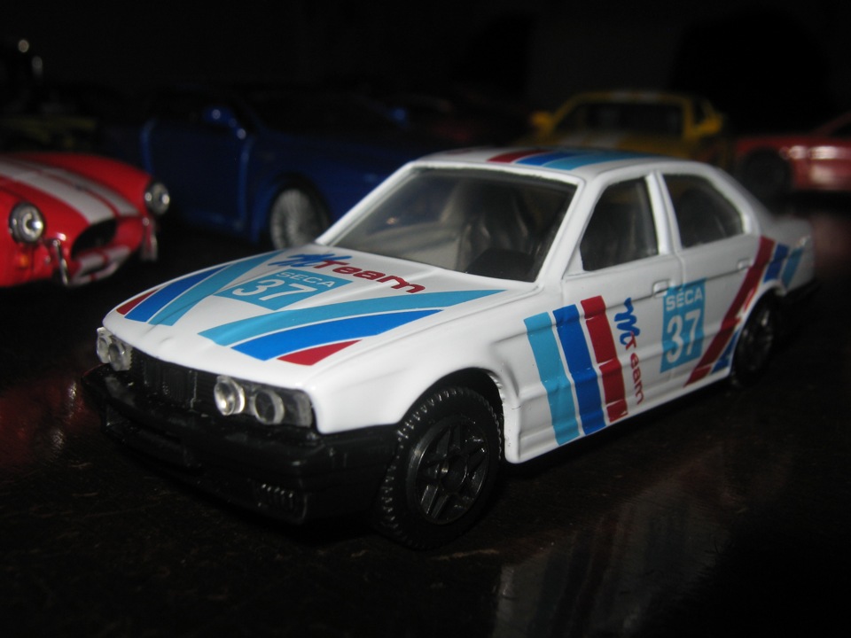 П'ятірка 1/43 3