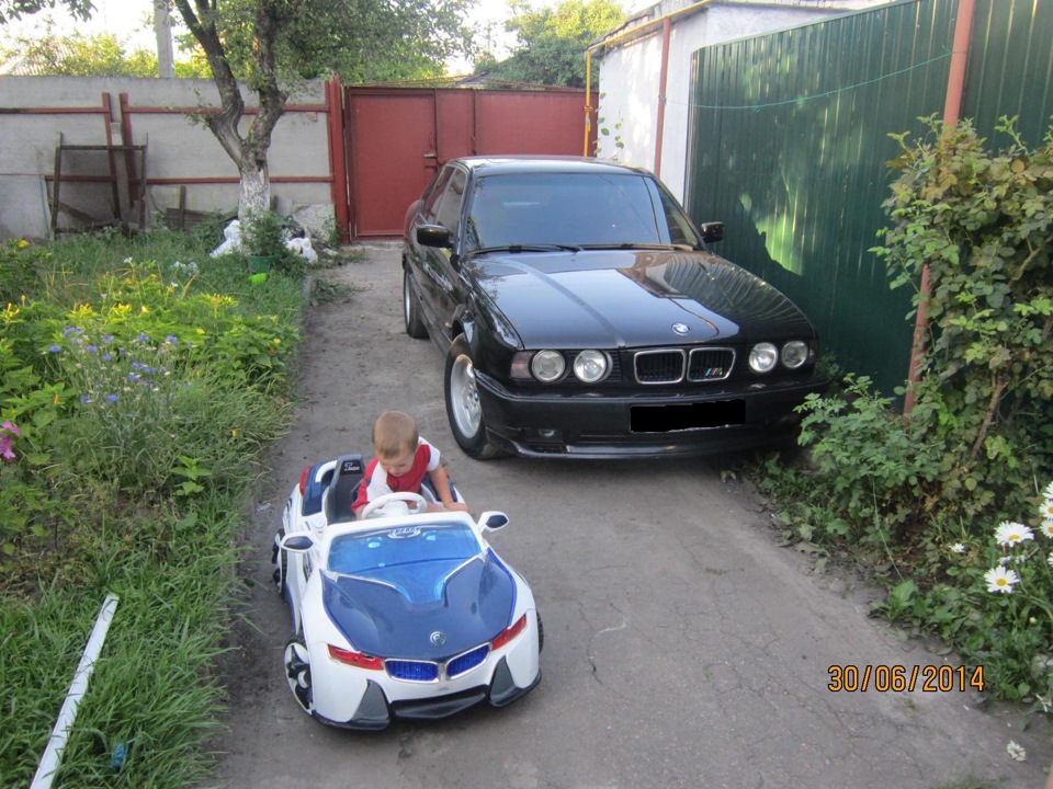 Спадкоємець :) Ще один фанат БМВ! :))) 1