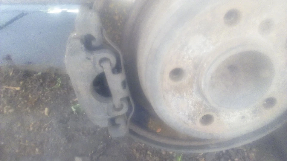 Стуки в супортах