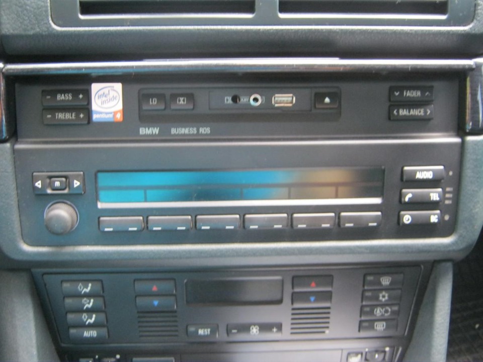 Переробка штатного магнітофона BMW Business-RDS PH7860 під mp3 4