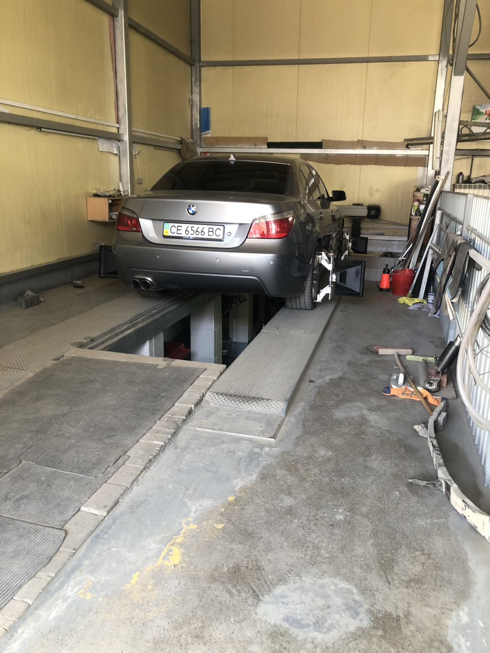 Амортизатор monroe OESpektrum bmw e60 2