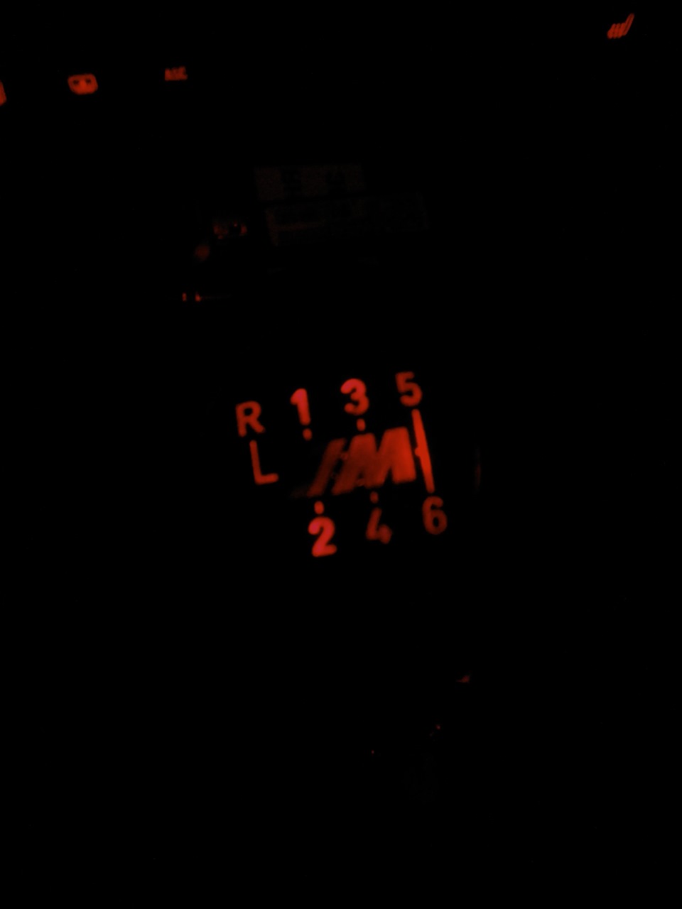 Шильдік ///М 6ст 5