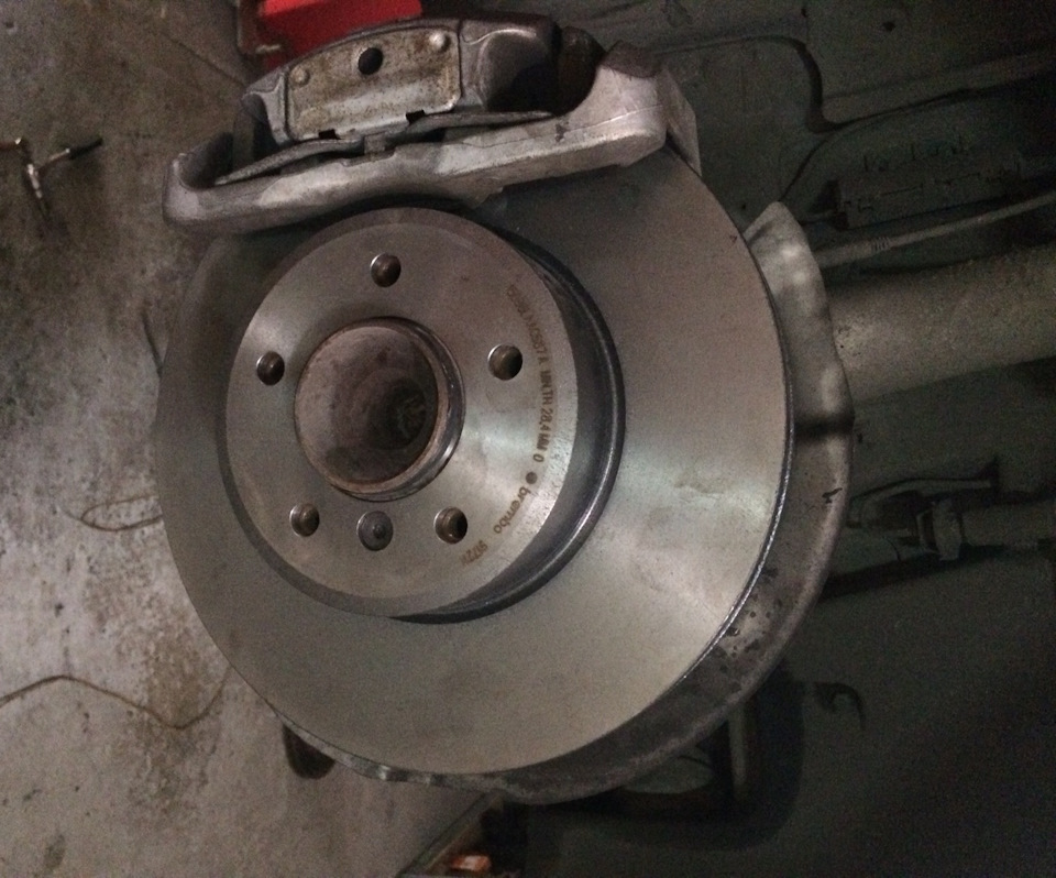 Brembo ставимо гальмівні диски 1