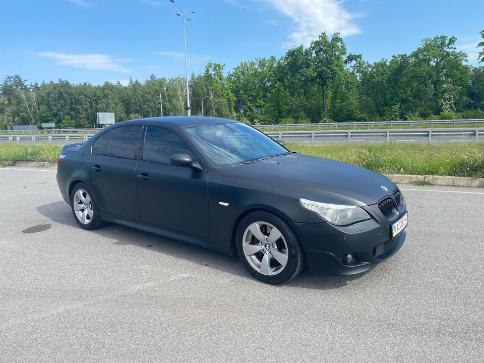 Обробка днища BMW E60 03рік 3