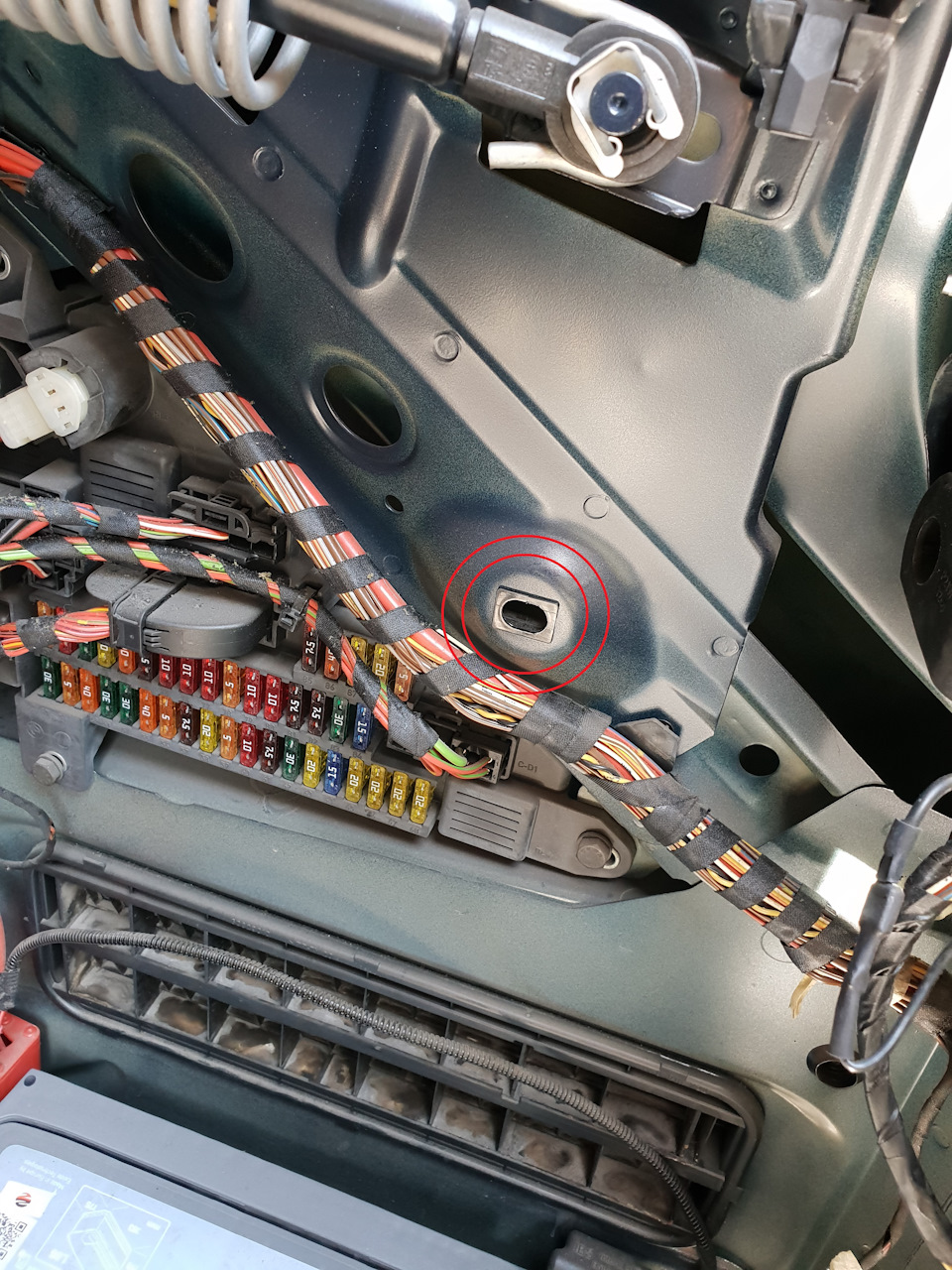 #13 BMW LED, відсутні кліпси багажника, болти, гачок, інструмент 2