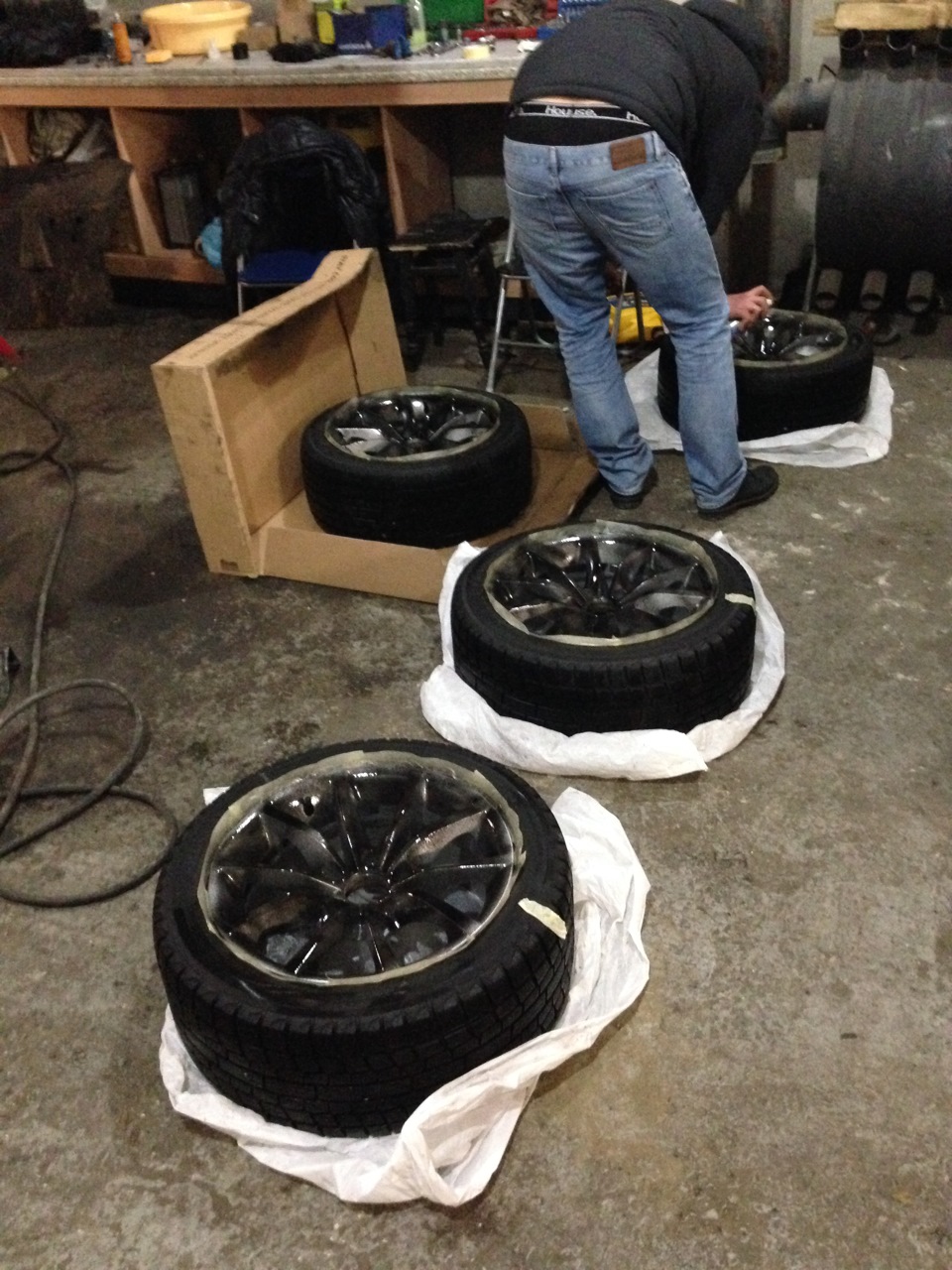 Plasti DIP та диски в чорний 3