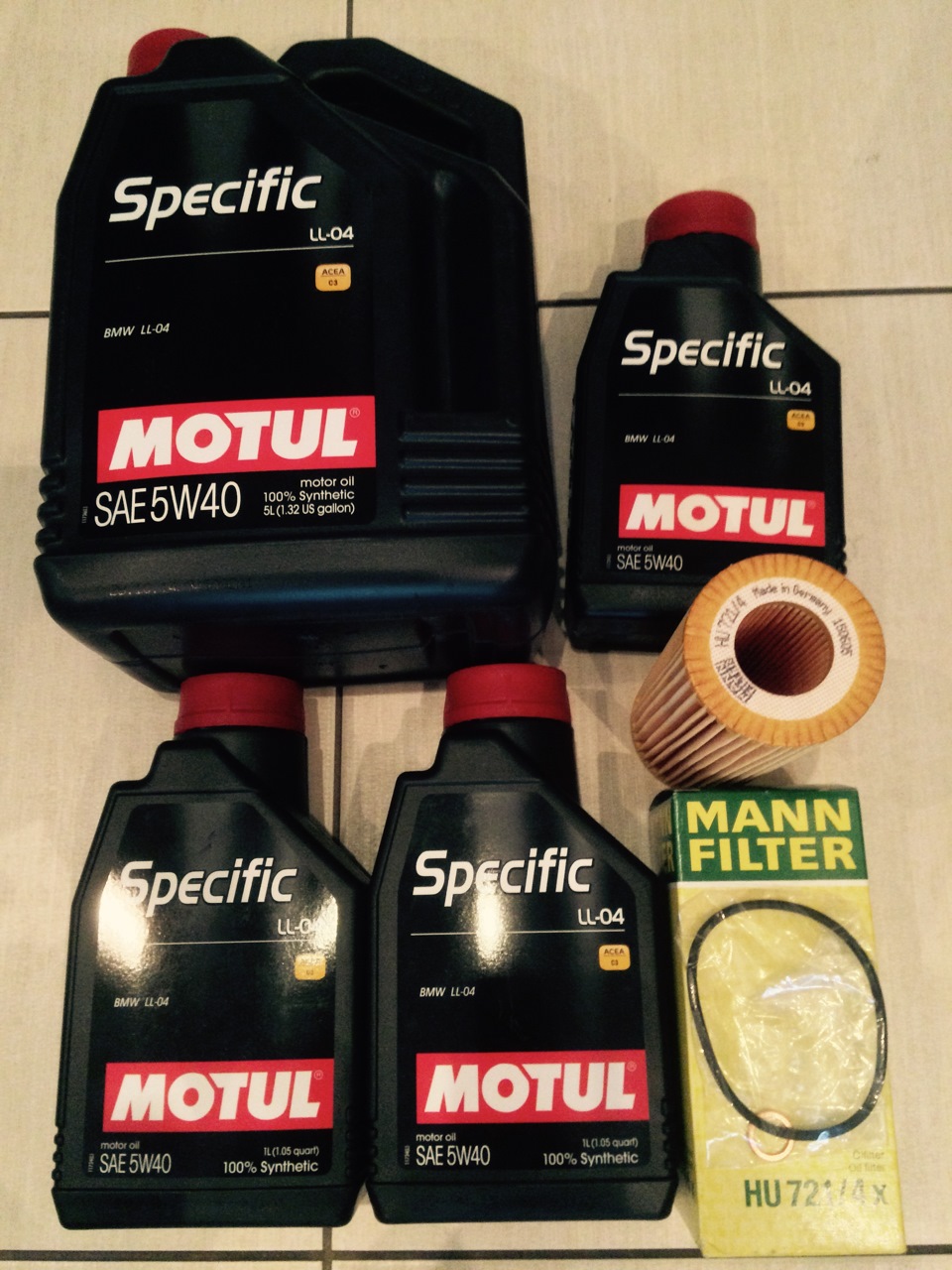 Мастило моторне Motul Specific LL-04 5W40 1