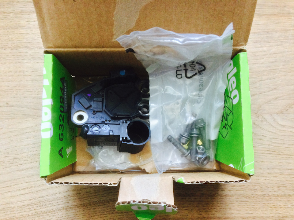 Регулятор напруги Valeo 599101 (170А) 2