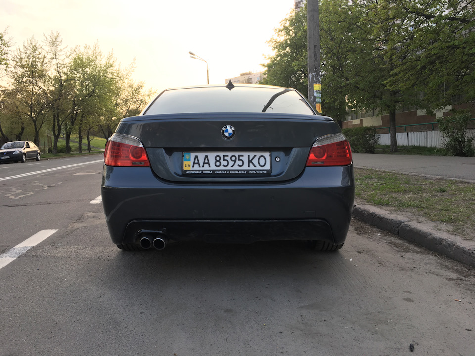 25. Дооснащення опцією S715A Аеродинамічний комплект M Technic 5