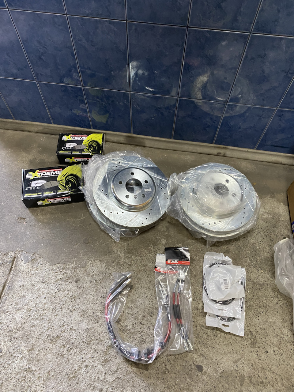 Гальма Powerstop BMW F10 + армовані шланги 1