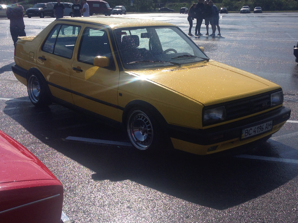 Трішки Львівського Stance 4