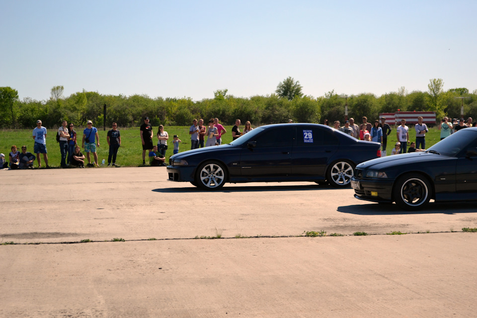 Який час на квотер 402м у BMW E39 540? Відкриття сезону drag racing /// 1