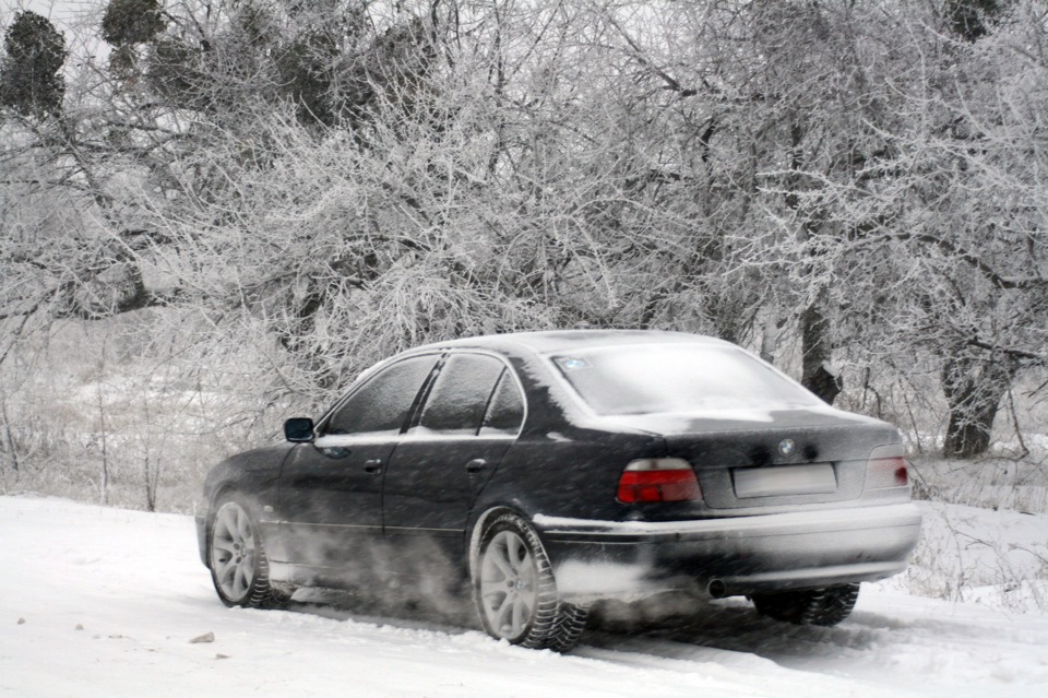 # Winter Photo Session BMW E39 540i /// 1