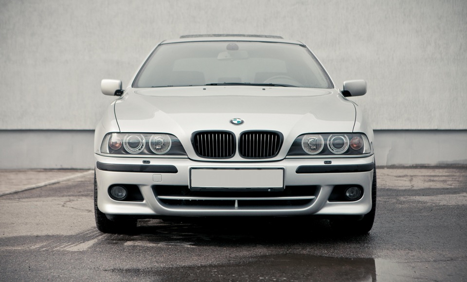BMW 540i V8 ///М Technic 4