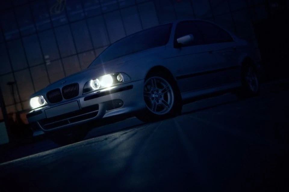 Тізер - BMW 540i М/// V8 4,4 літра на Механіці