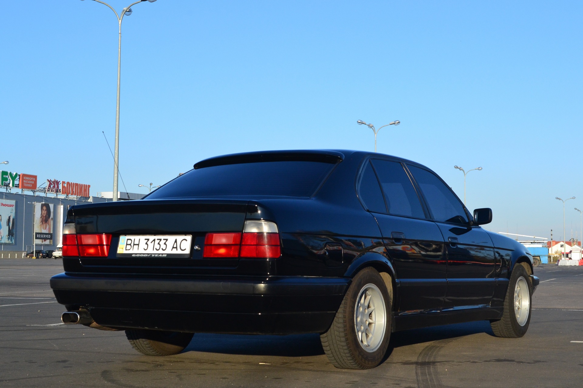 Фотосесія BMW 540i E34 2