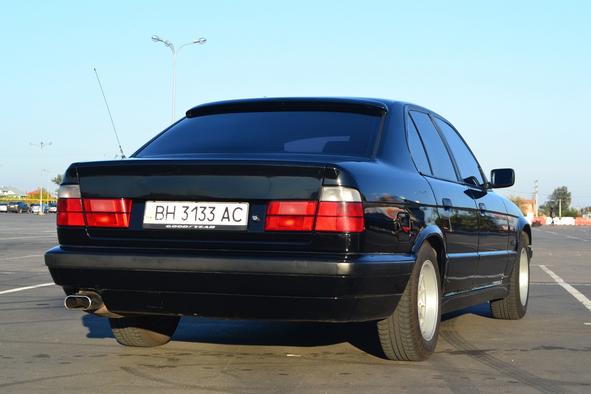 Фотосесія BMW 540i E34 5