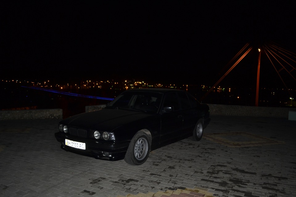 Outside&Inside Video:)BMW 540i у русі:) 1