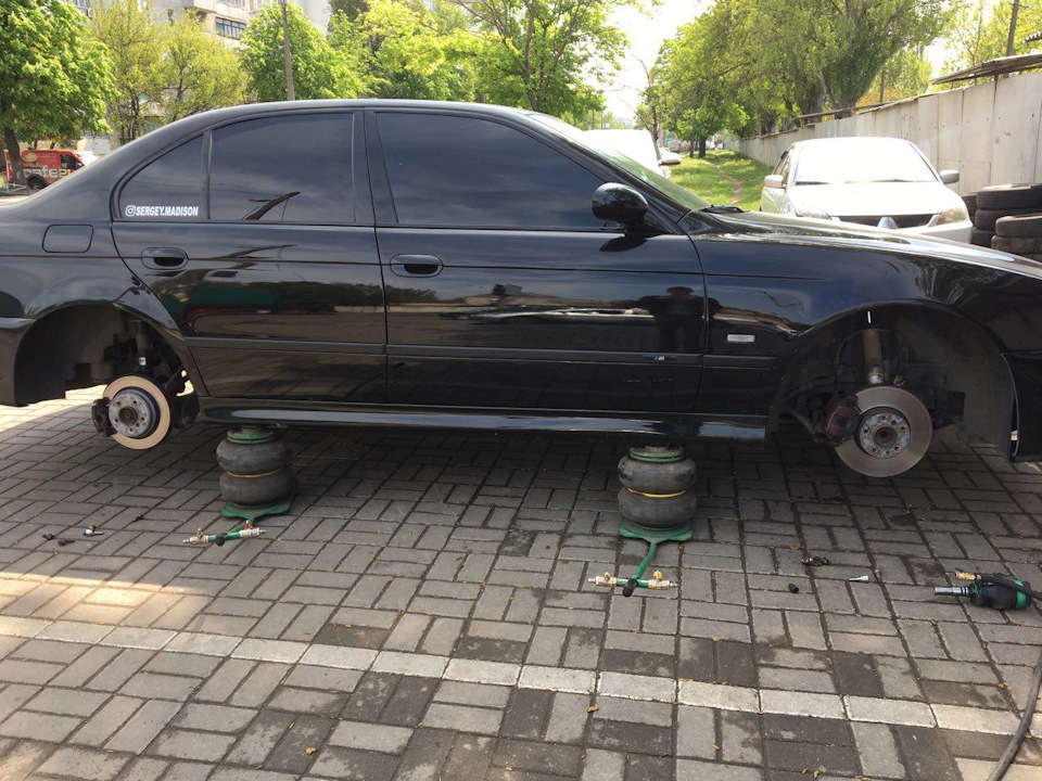 Перевзувся на літо, але не тут було:) 2